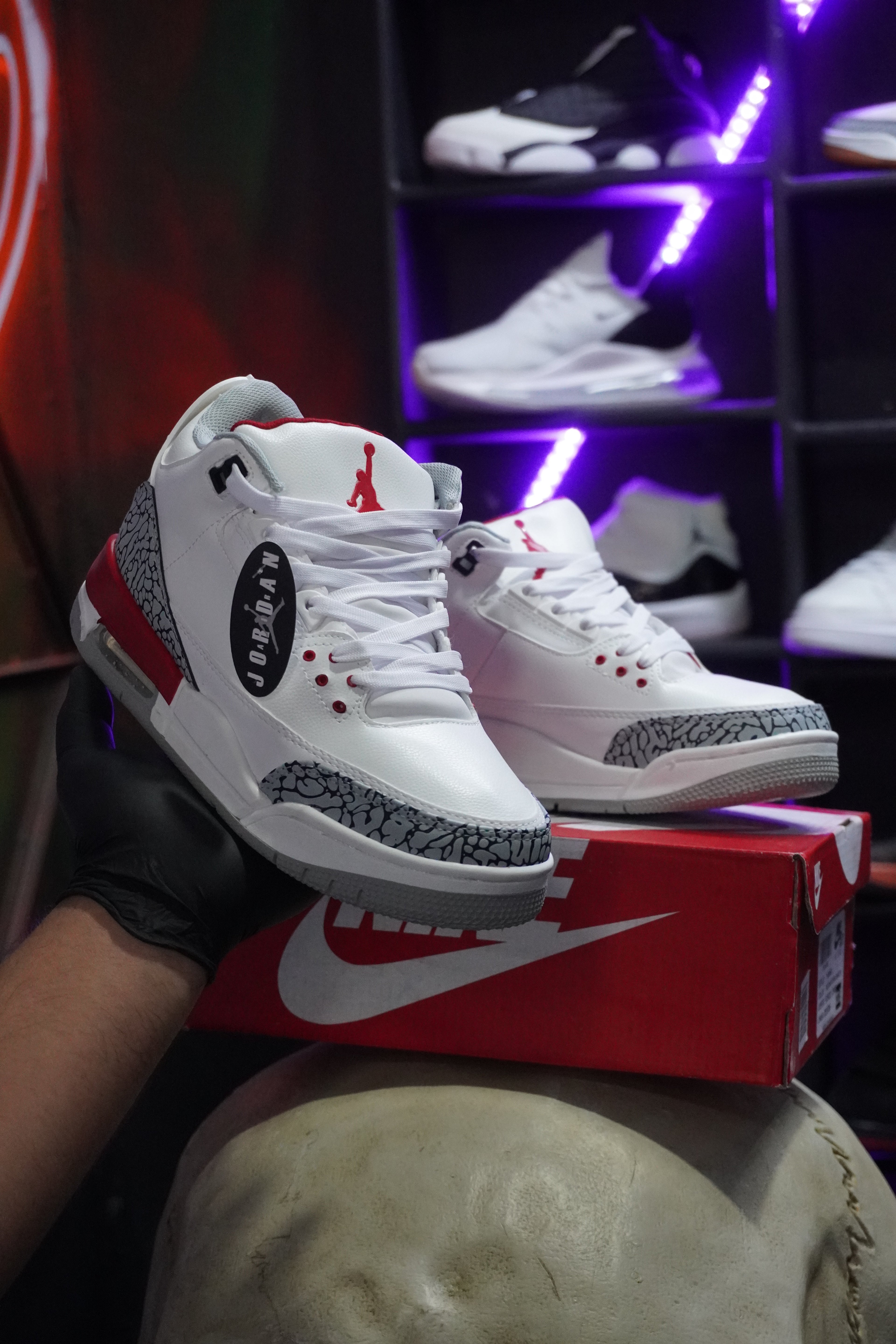 Nike Air Jordan 3 Fire Red