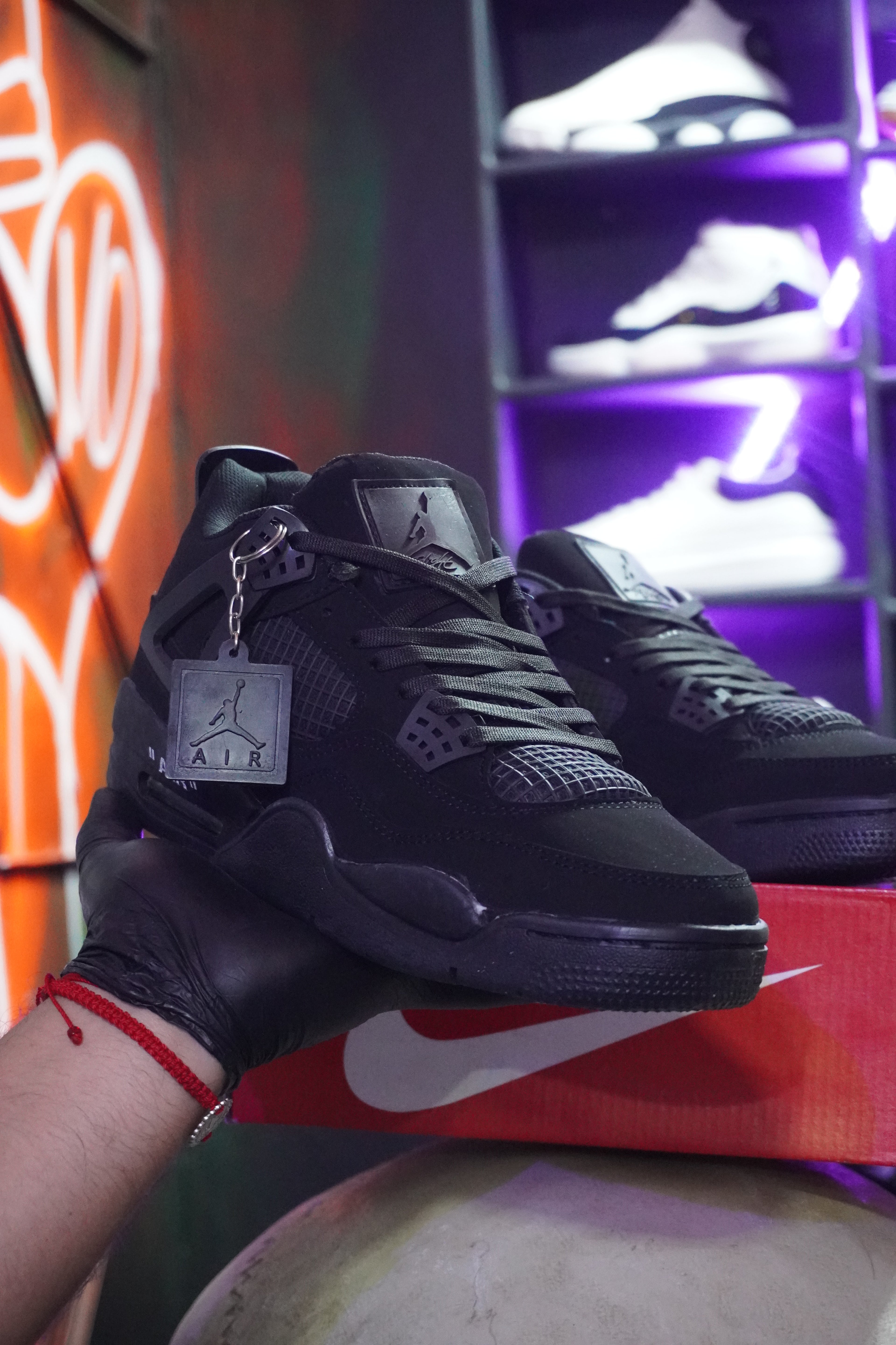 Nike Air Jordan 4 Retro "Black Cat"